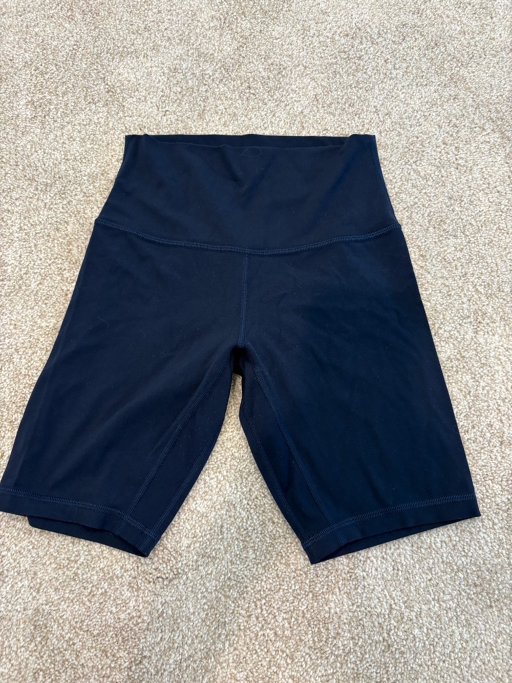Lululemon Align high rise shorts 8” size 4